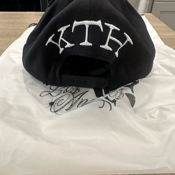 KILLTHEHYPE CELTICS SNAPBACK KTHLA - Picture 3 of 6